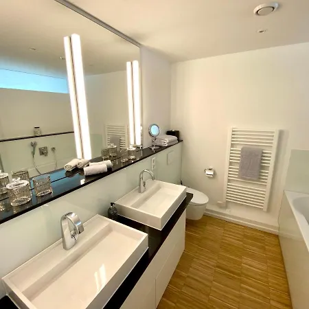 Art House - Luxurioses Design Ferienhaus Mit Privatem Atelier Und Sudterrasse Im Inntal - 149 Qm Appartement Brannenburg